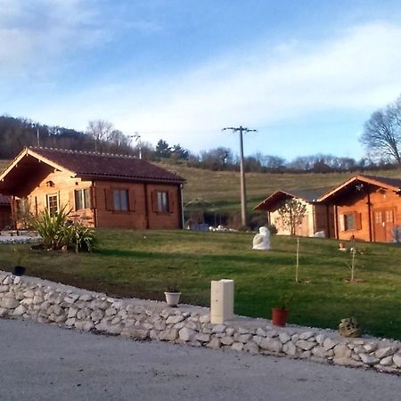 Chalet Charmant A Dausse Avec Piscine Et Jardin ภายนอก รูปภาพ
